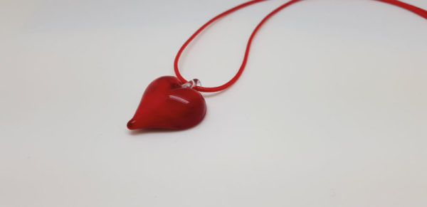 Coeur rouge en verre de murano