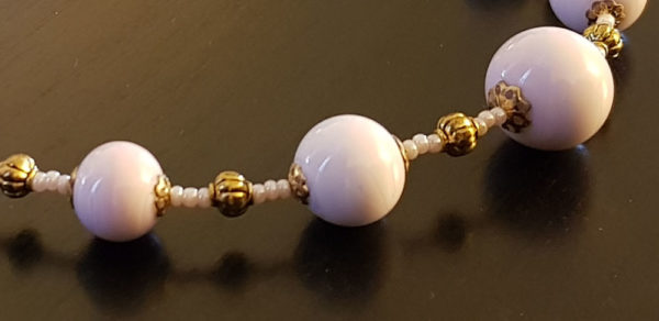 Collier 13 perles rose en verre de Murano