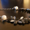 Collier 2 perles blanche en verre de Murano